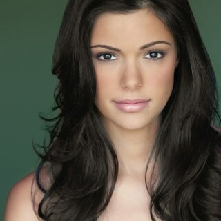 500full-anabelle-acosta