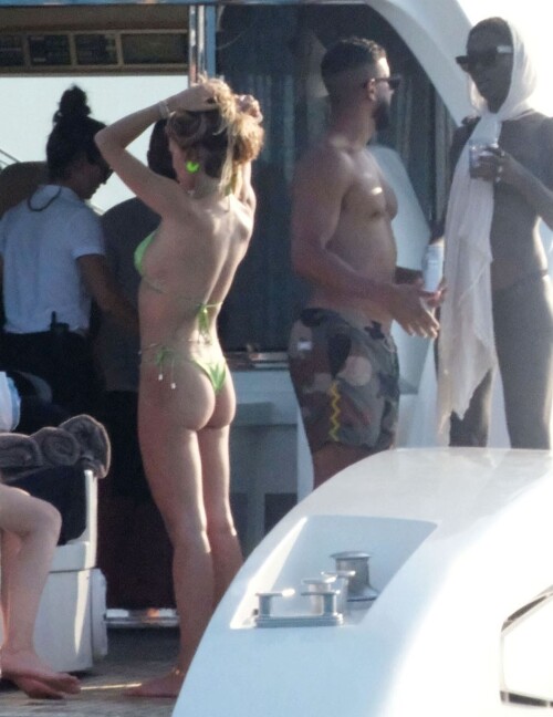 501126786 rita ora in sexy green bikini 0259928248a1524fca