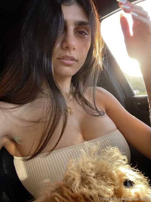 503754921 miakhalifa croptop 425efaa7629609dd5