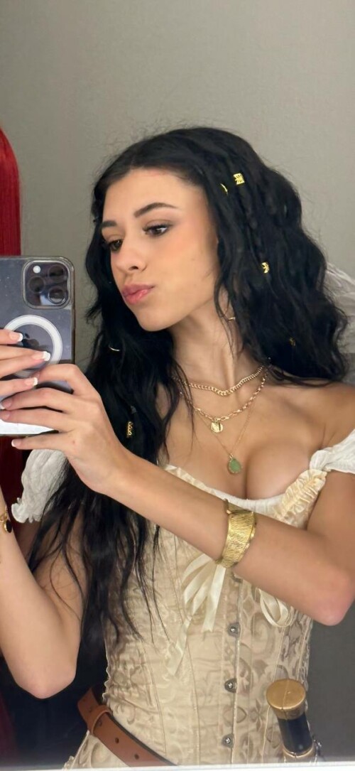 5044280059854171104 121228ce6a52811fa73