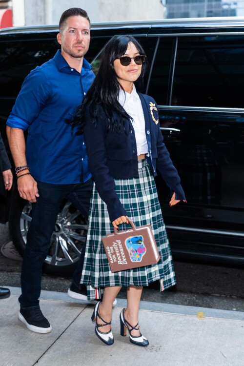 505817299 jenna2 7739d890e7334610b