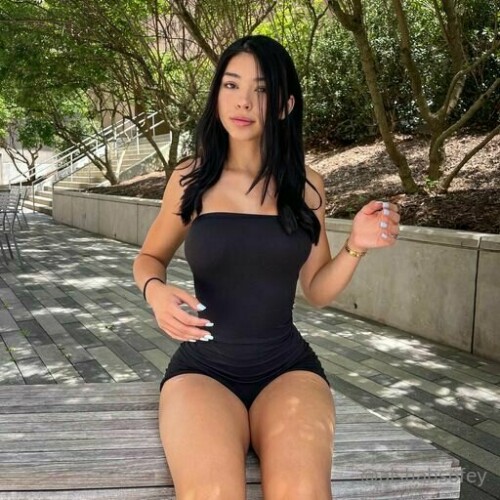 512x512 c0785a972695256f50773df06829b9e3