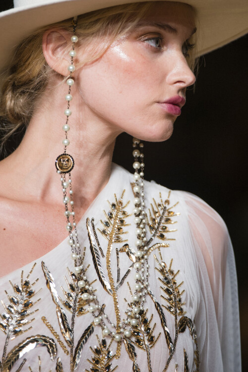 519b4e12 e92b 45a7 9619 54d5abb06f738a530fd3298399b2