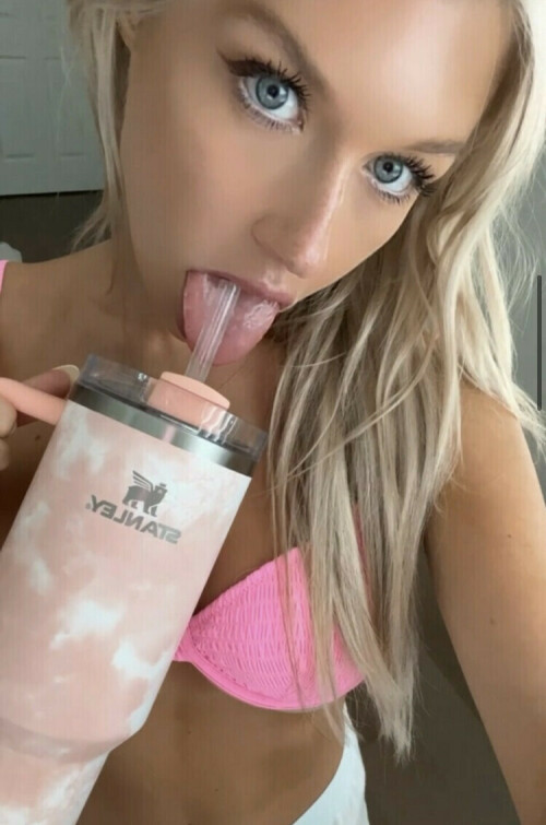 52085A01 754B 45BB B372 4B9E0B8E90C43ea1e238995c1dd6