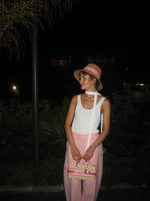 52202166563311418410a22175ccc01174d