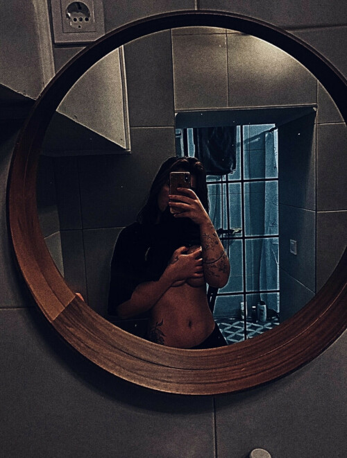 5233085D D497 4279 95D4 95135AF52E21