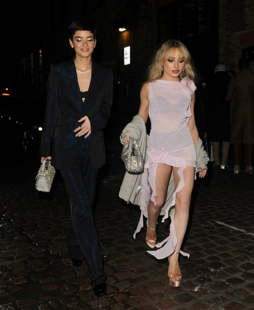 525B9270 72EF 4E58 87A6 525D3E10D661