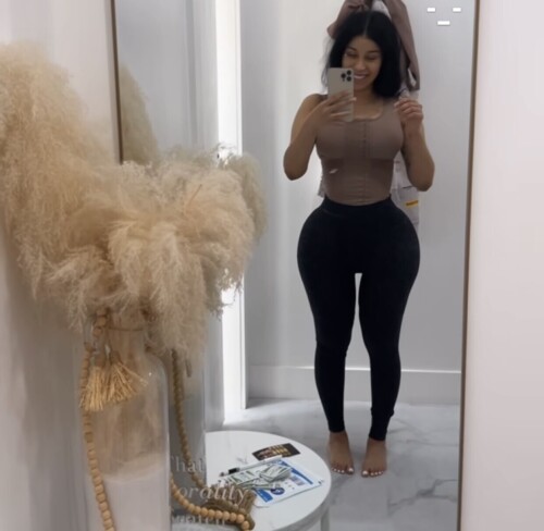 52764664 16A9 49AC 884A CE4241B7A71C71ebaa5e1da6a463