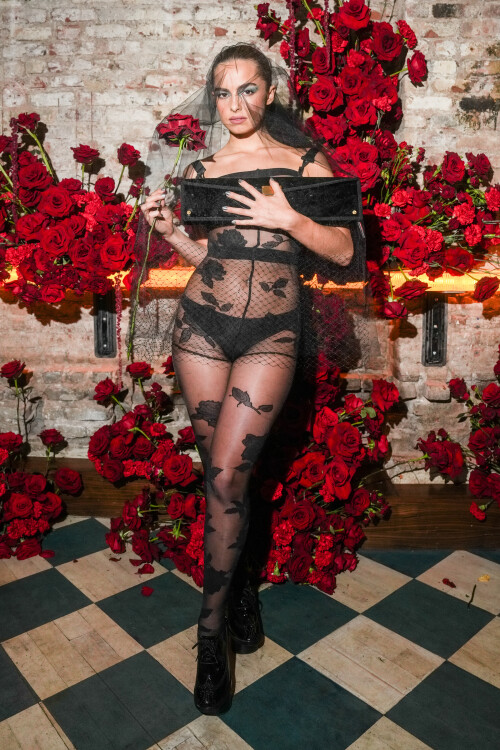 528370967_addisonlexee-47150e99eeb37e166