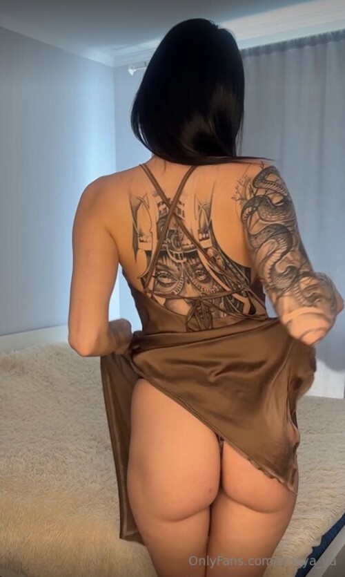 529x883 de5d124c21c79ee92d64c1f210d4fbabd836efd9041568ed