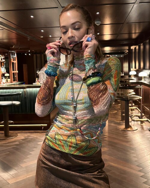 52a9f9c9 4dbc 4fb0 9e52 bd86b20815db