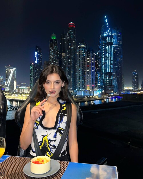 5321390125726415256de88be9f6efb8f0d