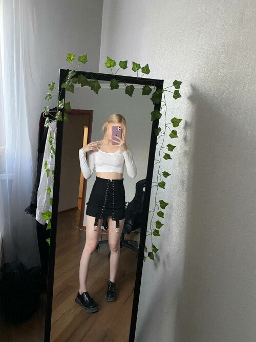 5355341902330838403 121