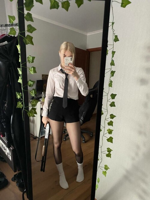 5357526030639806856 121