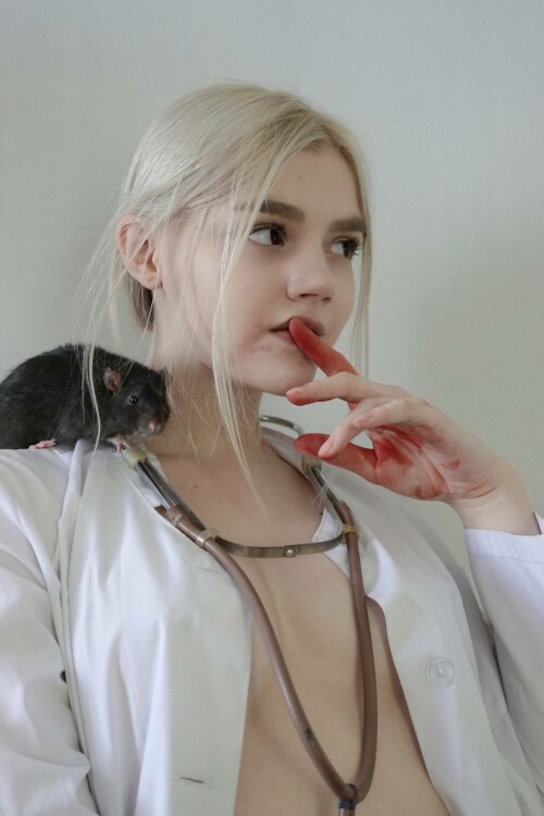 5366567241740565657 121