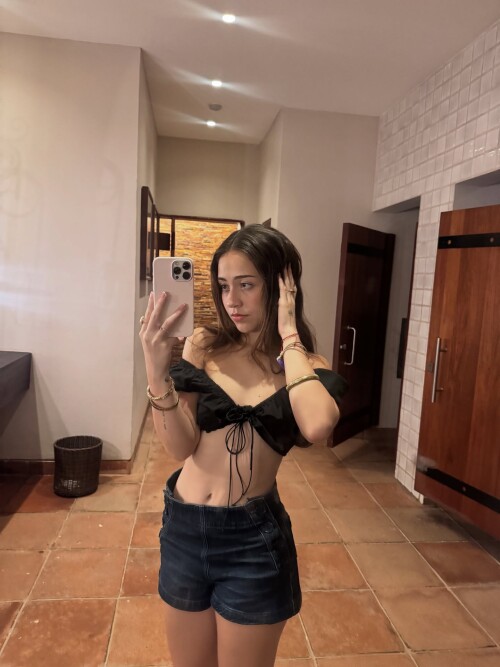 540735743_18284946781262678_4138035848361837546_n1993489f119a11fb