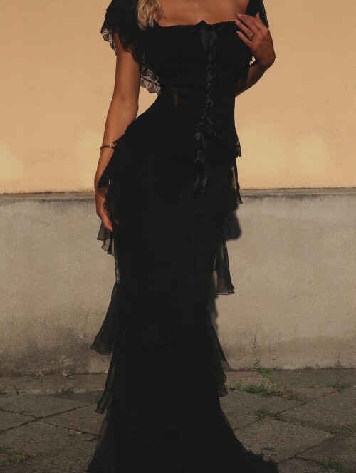 542756576 18540276760048807 6699572687261449821 n224451597e6a6021