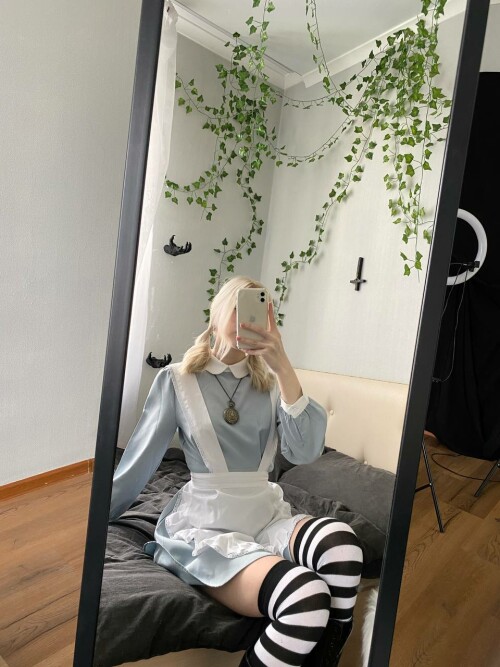 5456202998754687070 121