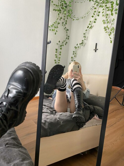 5456202998754687072 121