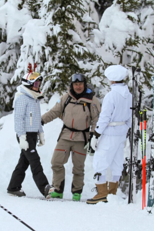 548115319 emma 34207260b71a5ea248