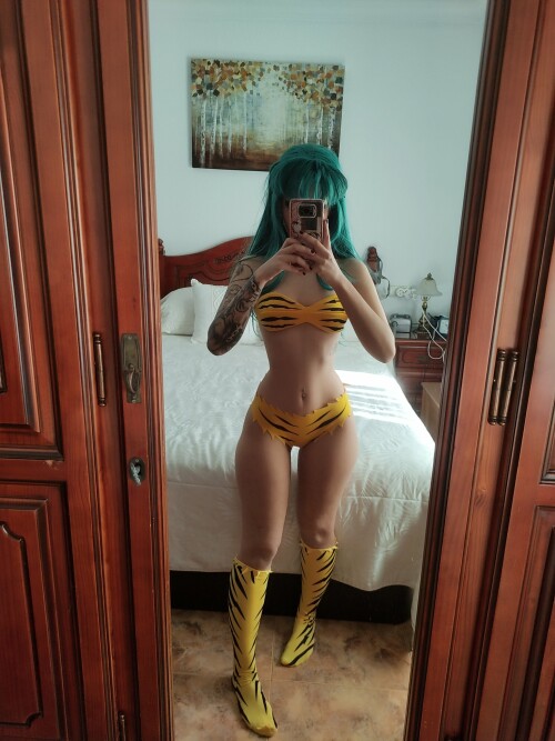 54AA17B7 90DB 4E73 B558 47CA708F7EF5