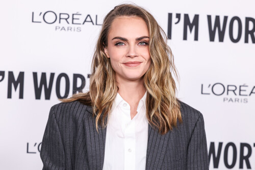HOLLYWOOD, LOS ANGELES, CALIFORNIA, USA - NOVEMBER 21: 19th Annual L'Oreal Paris' Women Of Worth Celebration 2024 held at NeueHouse Hollywood on November 21, 2024 in Hollywood, Los Angeles, California, United States. (Photo by Xavier Collin/Image Press Agency)Pictured: cara delevingne,aja naomi kingRef: BLU_S8051491 221124 NON-EXCLUSIVEPicture by: Xavier Collin/Image Press Agency / SplashNews.comSplash News and PicturesUSA: 310-525-5808 UK: 020 8126 1009eamteam@shutterstock.comWorld Rights, No Italy Rights