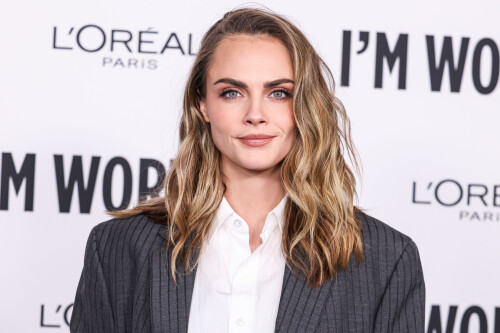 HOLLYWOOD, LOS ANGELES, CALIFORNIA, USA - NOVEMBER 21: 19th Annual L'Oreal Paris' Women Of Worth Celebration 2024 held at NeueHouse Hollywood on November 21, 2024 in Hollywood, Los Angeles, California, United States. (Photo by Xavier Collin/Image Press Agency)Pictured: cara delevingne,aja naomi kingRef: BLU_S8051491 221124 NON-EXCLUSIVEPicture by: Xavier Collin/Image Press Agency / SplashNews.comSplash News and PicturesUSA: 310-525-5808 UK: 020 8126 1009eamteam@shutterstock.comWorld Rights, No Italy Rights