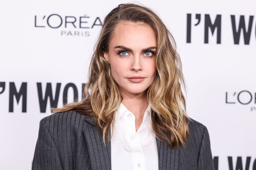HOLLYWOOD, LOS ANGELES, CALIFORNIA, USA - NOVEMBER 21: 19th Annual L'Oreal Paris' Women Of Worth Celebration 2024 held at NeueHouse Hollywood on November 21, 2024 in Hollywood, Los Angeles, California, United States. (Photo by Xavier Collin/Image Press Agency)Pictured: cara delevingne,aja naomi kingRef: BLU_S8051491 221124 NON-EXCLUSIVEPicture by: Xavier Collin/Image Press Agency / SplashNews.comSplash News and PicturesUSA: 310-525-5808 UK: 020 8126 1009eamteam@shutterstock.comWorld Rights, No Italy Rights