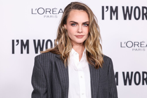HOLLYWOOD, LOS ANGELES, CALIFORNIA, USA - NOVEMBER 21: 19th Annual L'Oreal Paris' Women Of Worth Celebration 2024 held at NeueHouse Hollywood on November 21, 2024 in Hollywood, Los Angeles, California, United States. (Photo by Xavier Collin/Image Press Agency)Pictured: cara delevingne,aja naomi kingRef: BLU_S8051491 221124 NON-EXCLUSIVEPicture by: Xavier Collin/Image Press Agency / SplashNews.comSplash News and PicturesUSA: 310-525-5808 UK: 020 8126 1009eamteam@shutterstock.comWorld Rights, No Italy Rights