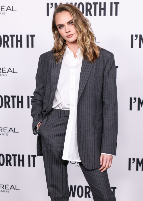 HOLLYWOOD, LOS ANGELES, CALIFORNIA, USA - NOVEMBER 21: 19th Annual L'Oreal Paris' Women Of Worth Celebration 2024 held at NeueHouse Hollywood on November 21, 2024 in Hollywood, Los Angeles, California, United States. (Photo by Xavier Collin/Image Press Agency)Pictured: cara delevingne,aja naomi kingRef: BLU_S8051491 221124 NON-EXCLUSIVEPicture by: Xavier Collin/Image Press Agency / SplashNews.comSplash News and PicturesUSA: 310-525-5808 UK: 020 8126 1009eamteam@shutterstock.comWorld Rights, No Italy Rights