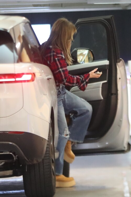 555-0047ce7f0a72b65774db