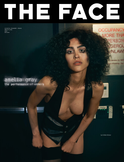 555917798 ameliagraytoplesstheface120a95245e442baaaca