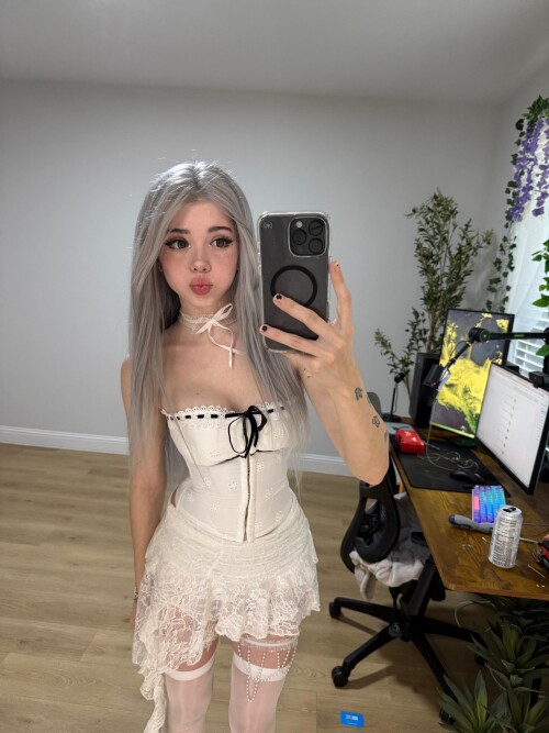 5596808229eb7e32cabe4