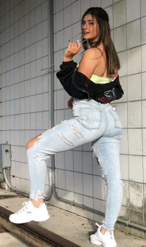 55B4A12E 4BB2 49B4 9699 B97F4DA9E783