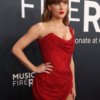 562680471_taylor-384c83d559557ca8104