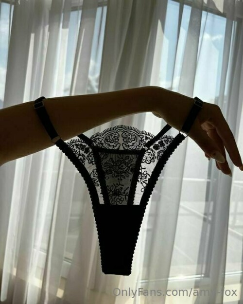 564x705 99bb059378b37e57677097a66176650c819362c1ee58ec71