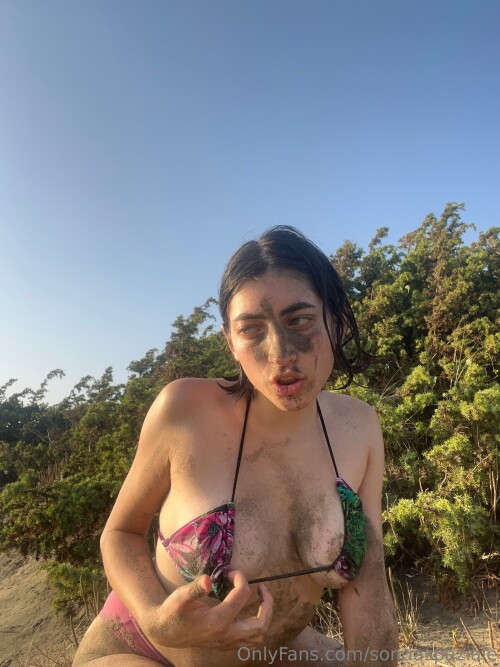 56520363902148ad0af97722a