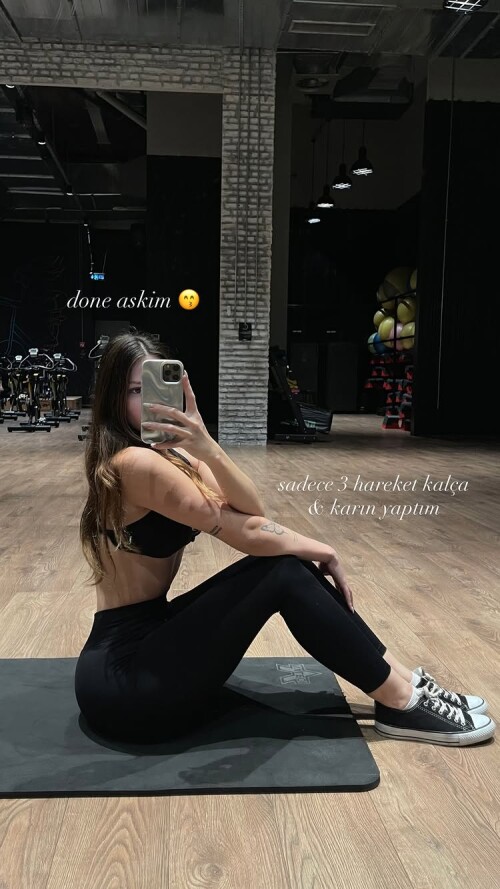 568910881 18026449181750117 1188473094893204332 n121f99bb187a4729