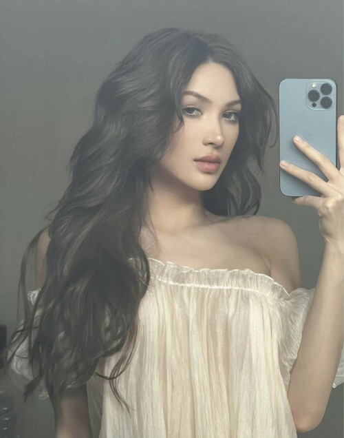 56ACAEFF D4F8 40E9 B4CD 0DA037513EBD