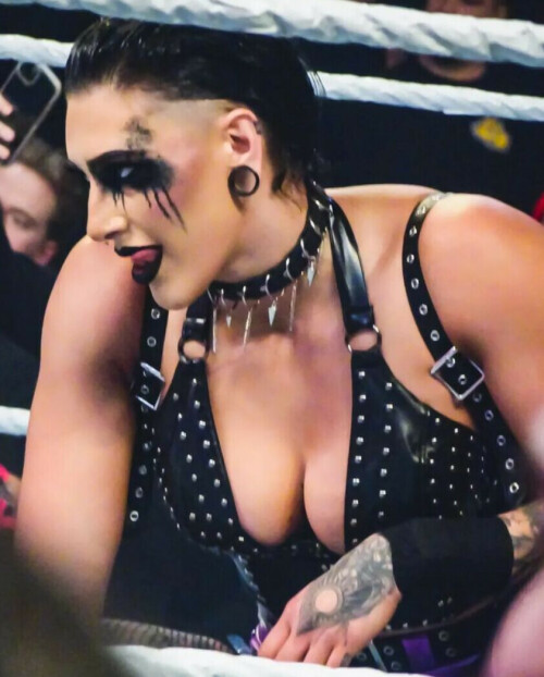 56E20024 CFAD 44D4 8240 7538437BB145