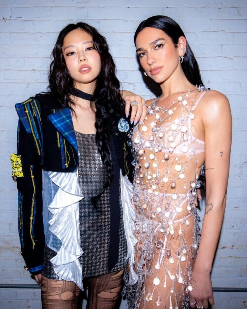 573659584 dualipa 12e92e1f452b95583