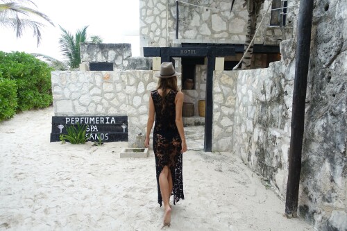 573c343139176 CamilaMorrone05