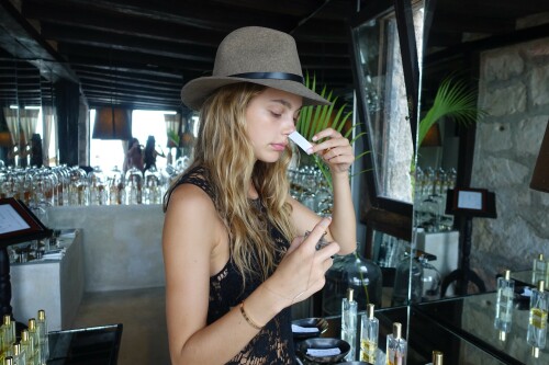 573c348348ea5 CamilaMorrone10