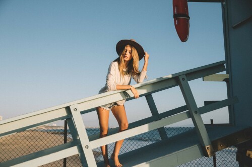 573d5acca1d40 CamilaMorrone2