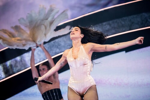 579558824 image0013b0d9742c1d50bb33