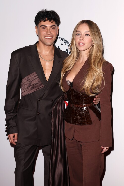 584798351 sydney 88ba5e89b612f5e1c