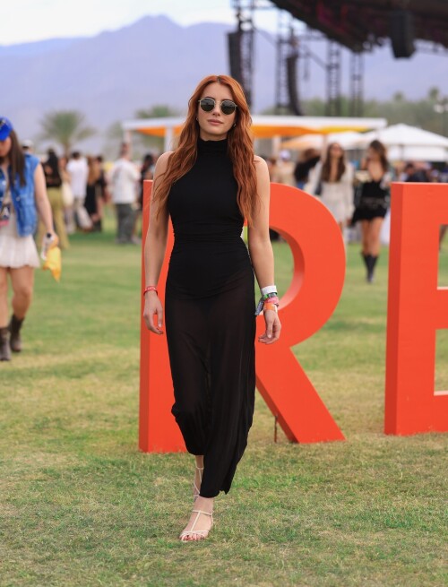 587576236_image00021dae36e5a829ca7a