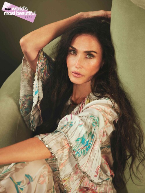 591262042 people demi moore 64c22b74875e1f7fa