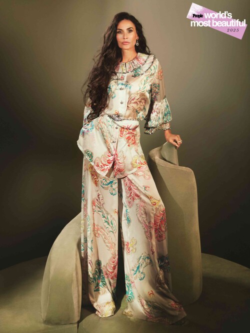 591262071 people demi moore 1012ab200447a2dbcf