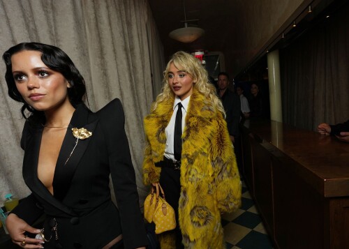 595676866 jenna98338b8dc0773f8a